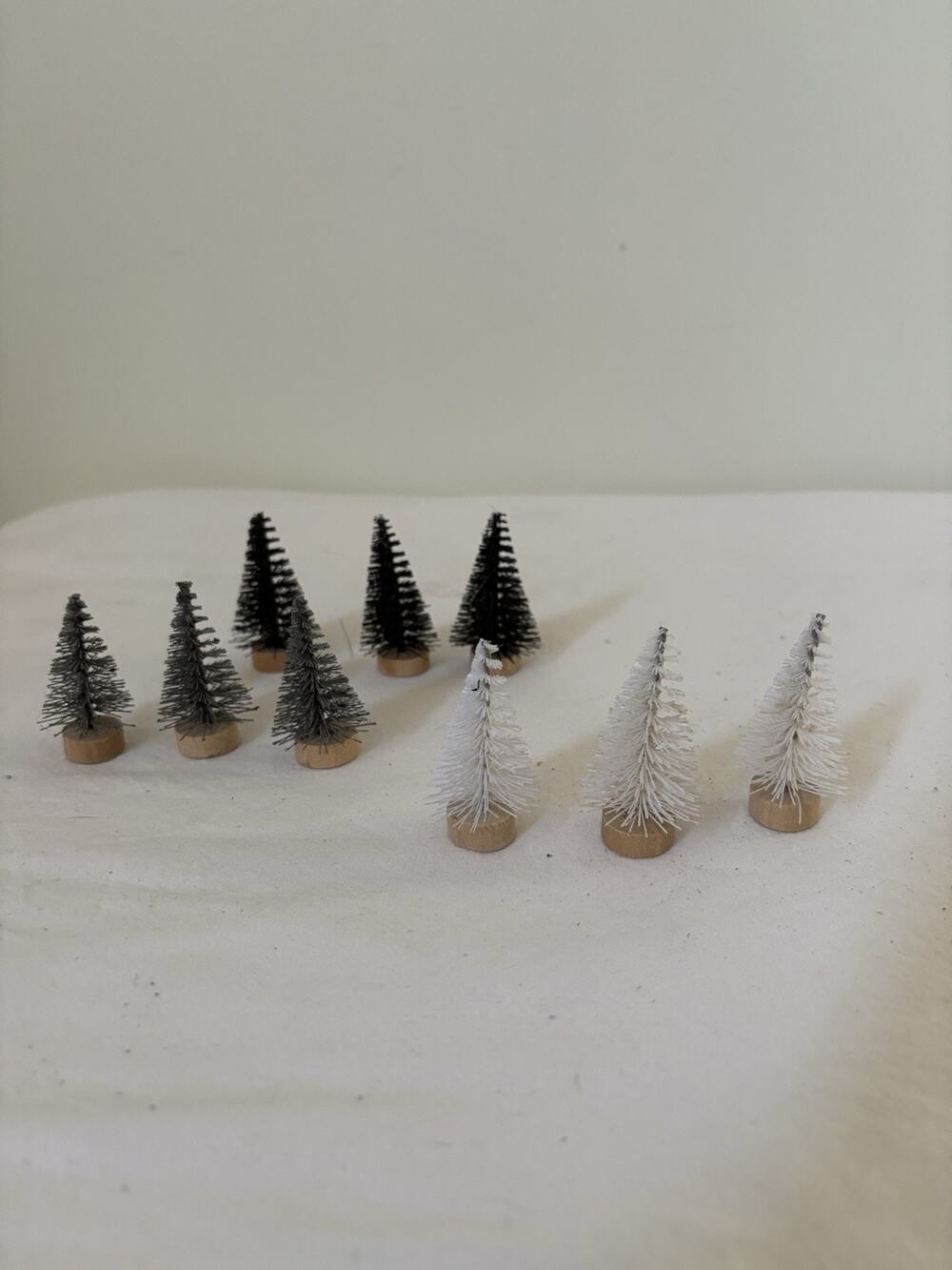 Mini Sisal Bottle Brush Trees Green White 2" Tall Lot of 9 Village Christmas